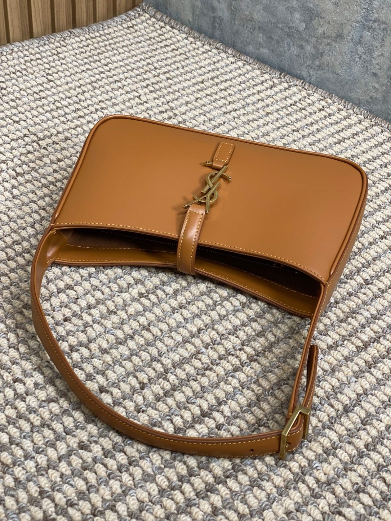 Y51 hobo bags